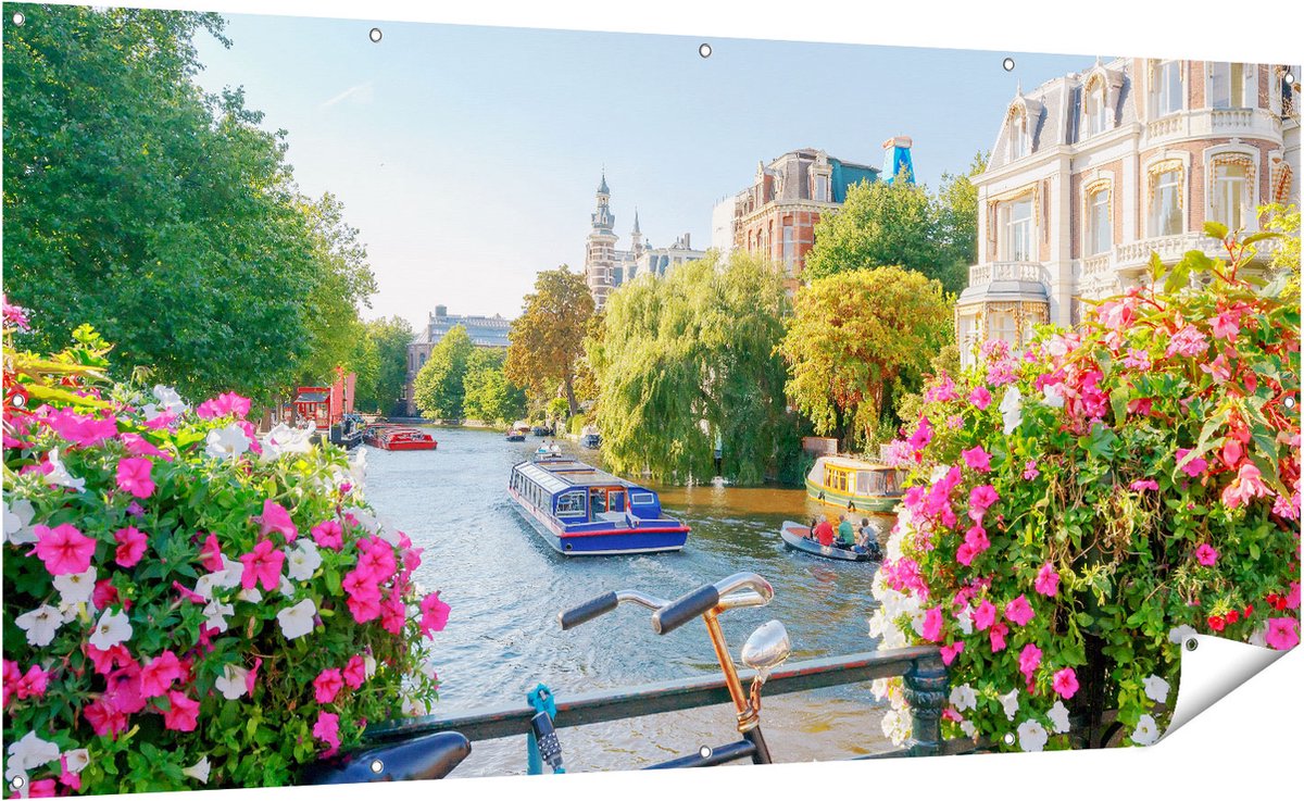 Gards Tuinposter Amsterdamse Kanaal met Bloemen - 200x100 cm - Tuindoek - Tuindecoratie - Wanddecoratie buiten - Tuinschilderij Multikleur