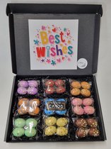 Paaseieren Proeverij Pakket | Box met 9 verschillende smaken paaseieren en Mystery Card 'Best Wishes' met geheime boodschap + PaasProeverij Scorekaart | Verrassingsbox Pasen | Cadeaubox | Relatiegeschenk | Chocoladecadeau