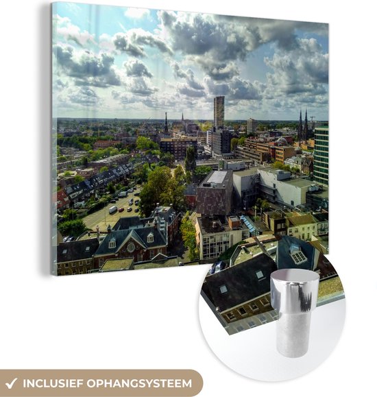 MuchoWow® Glasschilderij 40x30 cm - Schilderij acrylglas - Eindhoven - Hotel - Station - Foto op glas - Schilderijen