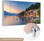 MuchoWow® Glasschilderij 120x60 cm - Schilderij acrylglas - Italië - Zonsondergang - Meer - Foto op glas - Schilderijen