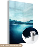 MuchoWow® Glasschilderij 60x80 cm - Schilderij acrylglas - Oceaan - Water - Blauw - Foto op glas - Schilderijen