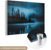 MuchoWow® Glasschilderij 150x100 cm - Schilderij acrylglas - Bos - Mist - Water - Foto op glas - Schilderijen