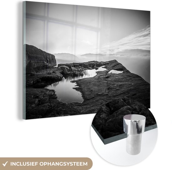 MuchoWow® Glasschilderij 120x80 cm - Schilderij acrylglas - Natuurfoto zwart-wit - Foto op glas - Schilderijen