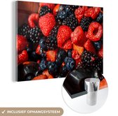 MuchoWow® Glasschilderij 30x20 cm - Schilderij acrylglas - Bramen - Fruit - Aardbei - Foto op glas - Schilderijen