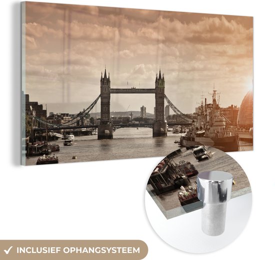 MuchoWow® Glasschilderij 80x40 cm - Schilderij acrylglas - Tower Bridge - Horizon - Londen - Foto op glas - Schilderijen