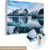 MuchoWow® Glasschilderij 30x20 cm - Schilderij acrylglas - Water - Bergen - Natuur - Foto op glas - Schilderijen