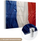 MuchoWow® Glasschilderij 60x40 cm - Schilderij acrylglas - Close-up van de vlag van Frankrijk - Foto op glas - Schilderijen