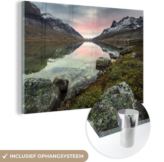 MuchoWow® Glasschilderij 150x100 cm - Schilderij acrylglas - Itivdlerssuaq Groenland - Foto op glas - Schilderijen