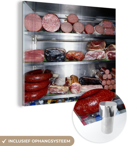 Een koelkast vol met delicatessen van de slager plexiglas - Foto print op Glas (Plexiglas wanddecoratie)