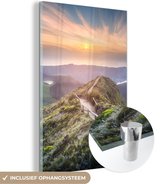 MuchoWow® Glasschilderij 80x120 cm - Schilderij acrylglas - Bergen - Zon - Natuur - Foto op glas - Schilderijen