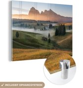 MuchoWow® Glasschilderij 120x90 cm - Schilderij acrylglas - Berg - Mist - Landschap - Foto op glas - Schilderijen