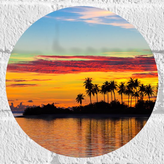 Muursticker Cirkel - Silhouet van Palmbomen aan het Water tijdens Zomerse Zonsondergang - 20x20 cm Foto op Muursticker
