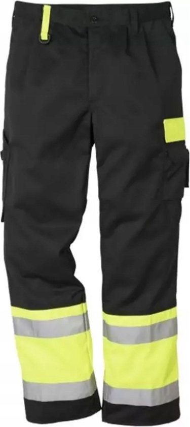 Pantalon de travail noir avec bandes jaunes réfléchissantes en bas et une boucle jaune en haut. Un carré jaune réfléchissant sur la cuisse droite.