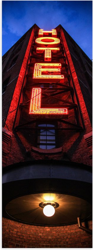 Poster (Mat) - Hotel met Rode Neon Letters - 40x120 cm Foto op Posterpapier met een Matte look