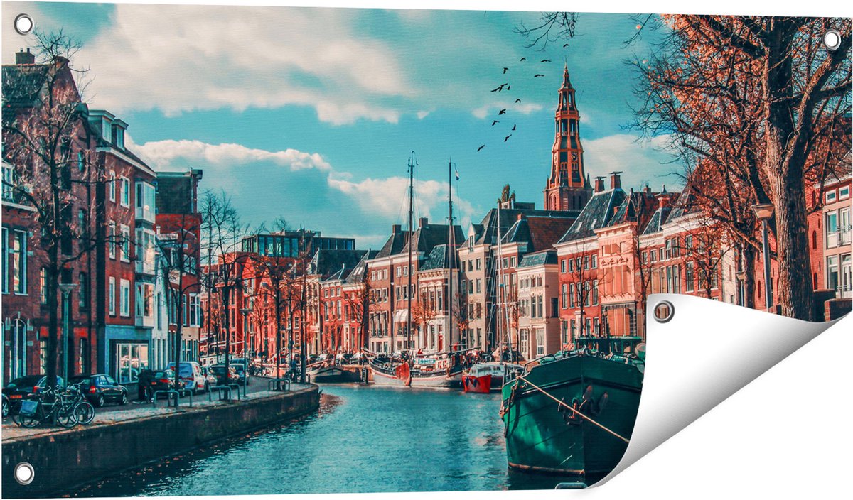 Gards Tuinposter Gracht in Groningen - 80x40 cm - Tuindoek - Tuindecoratie - Wanddecoratie buiten - Tuinschilderij Multikleur