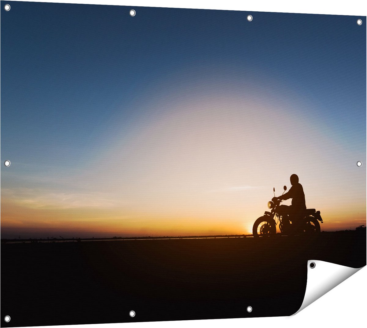 Gards Tuinposter Silhouet van een Motor bij Zonsondergang - 120x90 cm - Tuindoek - Tuindecoratie - Wanddecoratie buiten - Tuinschilderij Multikleur