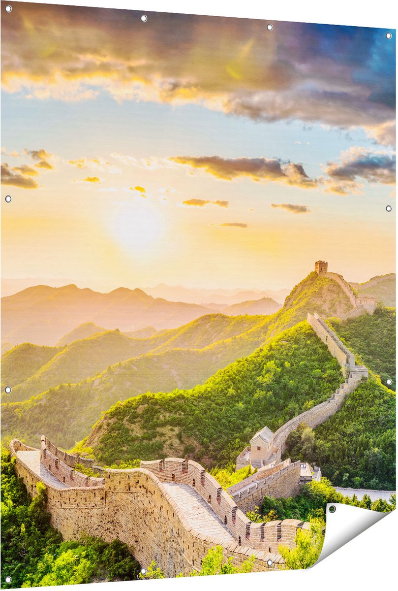 Gards Tuinposter De Chinese Muur door de Bergen met Zon - 120x150 cm - Tuindoek - Tuindecoratie - Wanddecoratie buiten - Tuinschilderij Multikleur