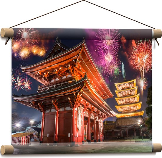 Textielposter - Japanse Tempel omringd door Verschillende Kleuren Vuurwerkpijlen - 40x30 cm Foto op Textiel
