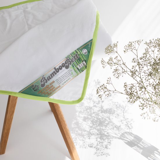 Bamboo Bett - 100% Bamboe zomerdekbed - Heerlijk Koel & Fris bamboe dekbed - Licht, soepel, absorberend, ventilerend zomer dekbed - 140x220 cm - Eenpersoons