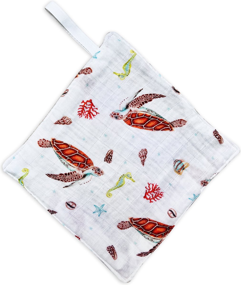 World of Mies - speendoekje zeeschildpad - babyverzorging - hydrofiel en velours - handgeschilderd design door Mies