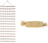 Decoratieve ladder van wilgentakken met touw, met een jute rol.