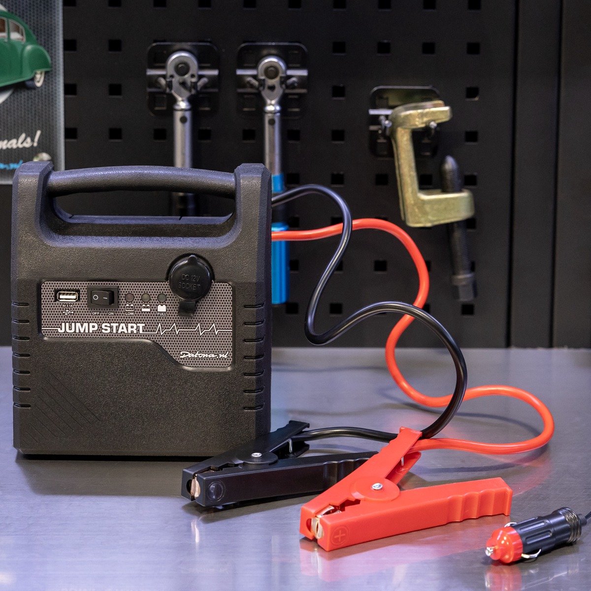Datona® Jumpstarter 12V - Starthulp voor auto, motor en andere 12V voertuigen - Zwart