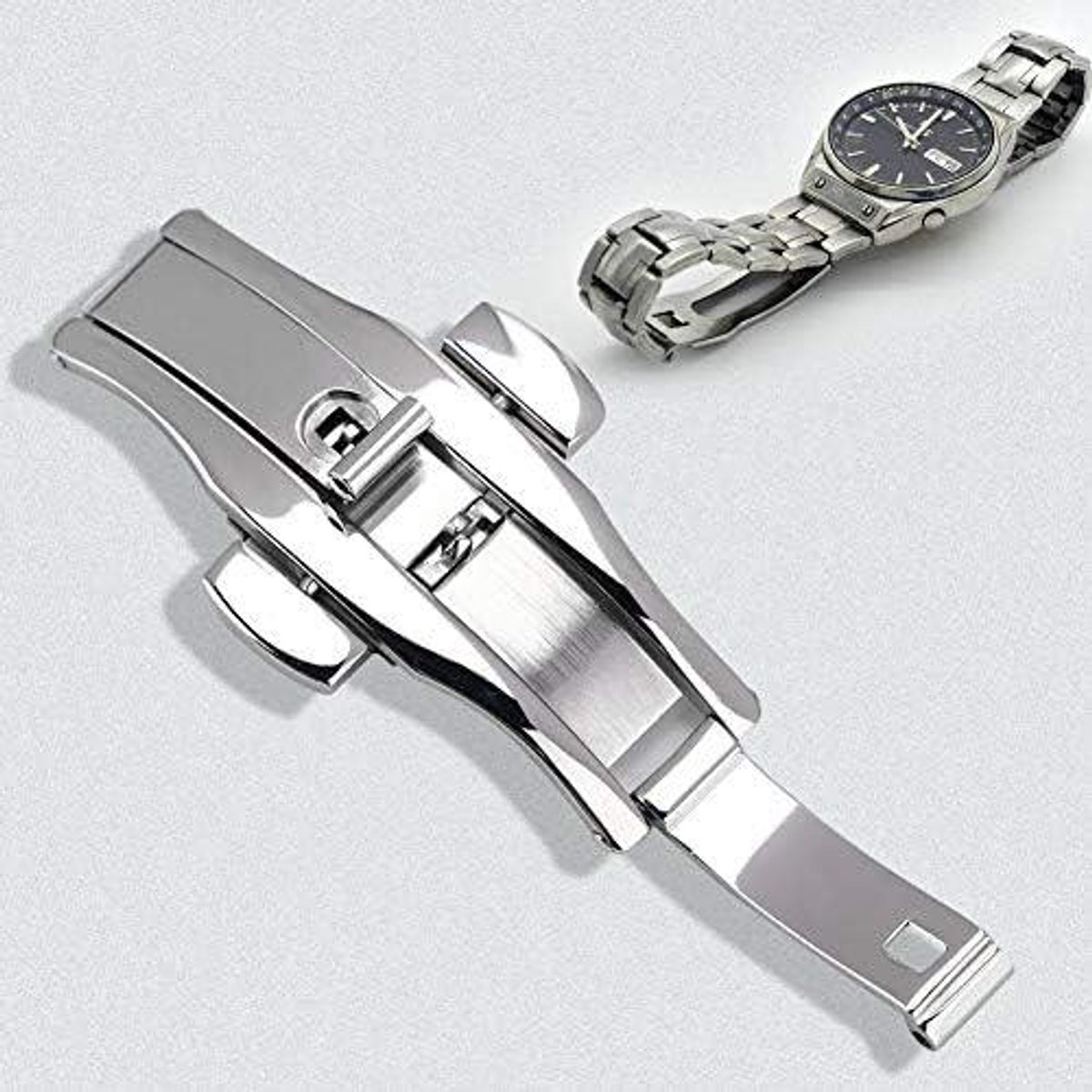 SouqOne - Horlogeband Vervanging - Vouwsluiting - Vlinder - Polijst - Horlogegegesp - Heren en Dames - Compatibel met - Butterfly Buckle - Horlogesluiting - Geschikt voor - Vervanging - Horlogeband - Gepolijst - Horlogegegesp{!!}