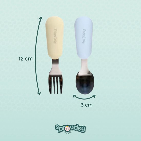Een beige vork van 12 cm lang en een lichtblauwe lepel van 3 cm breed.