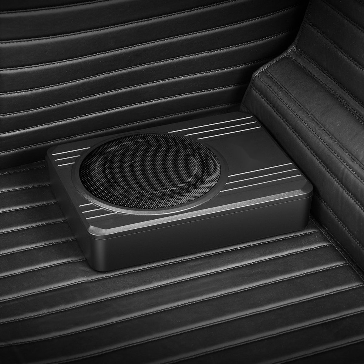 Auto subwoofer onder de stoel - Actieve subwoofer - 20 cm (203 mm) - 400 W - Ingebouwde versterker - Hoog- en laagniveau-ingang - Volumeregeling - Slank – foto 5
