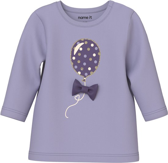 Lila meisjes longsleeve top met opdruk van een ballon met strik. De ballon heeft gouden glitteraccenten.