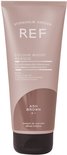 Lichtbruine tube met REF Colour Boost Masque Ash Brown. Bruine vlek.
