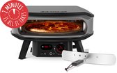 Grijze gas pizzaoven met een pizza met pepperoni, een rood "2 minuten" venster en een metalen pizzasteek. 450°C display.