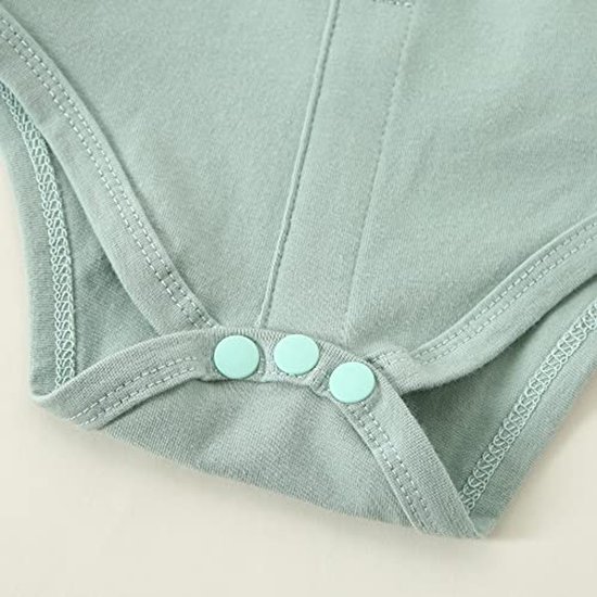 Comfortabel off white gestreept meisjes baby sweatbroekje van Zero2Three newborn