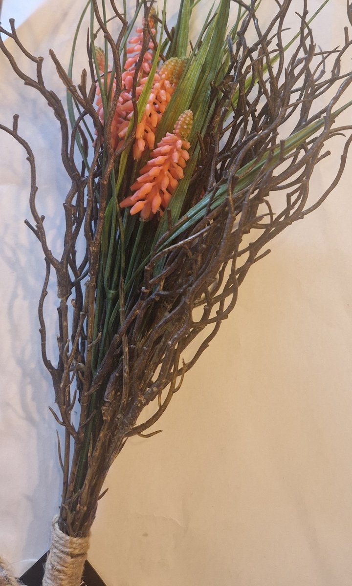 kunst roze druifjes met twijgjes