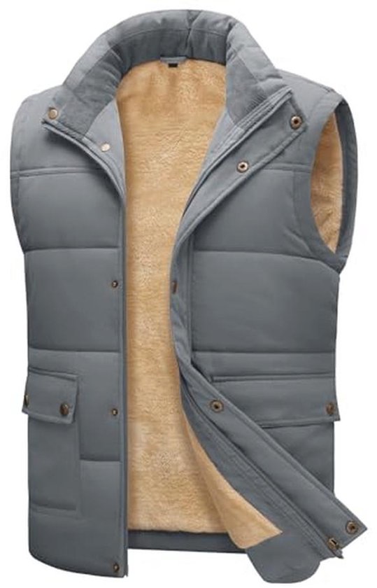 Grijze bodywarmer met een zachte, beige fleece voering en opgestikte zakken met knopen.