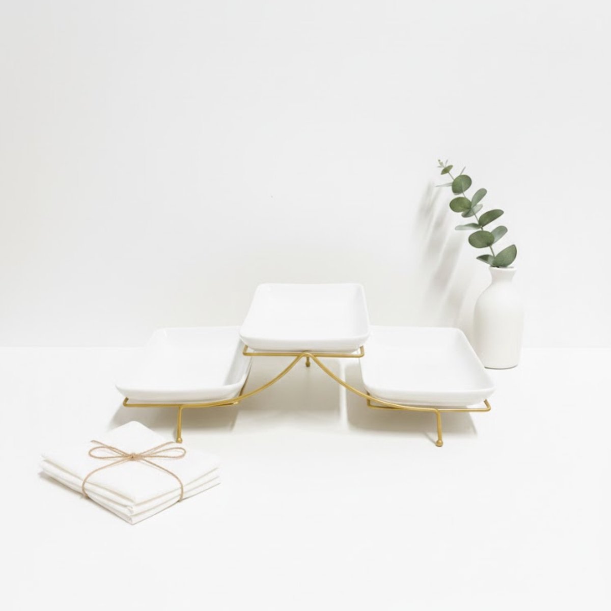 3-delige Serveerschalen Set met Gouden Houder – Decoratieve Schaaltjes en Kommetjes voor Tafel, Nootjes, Hapjes, Snacks, Tapas en Desserts – Luxe Dienbladenset voor Keuken, Eettafel en Woondecoratie – Modern Scandinavisch Design voor Thuis — cadeau in Kookcadeaus - foto 3