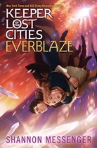Boekomslag van 'Keeper of the Lost Cities: Everblaze' met twee personen die vallen, met de tekst 'Keeper of the Lost Cities Everblaze' en 'Shannon Messenger'.