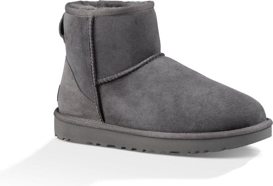 UGG Enkellaarsjes Dames (Grijs) om te zoenen UGG Dames Enkellaarsjes Grijs Classic Mini W | Van den Assem