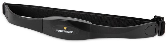 Zwarte Flow Fitness hartslagband met een slank zenderkastje en een verstelbare elastische band.