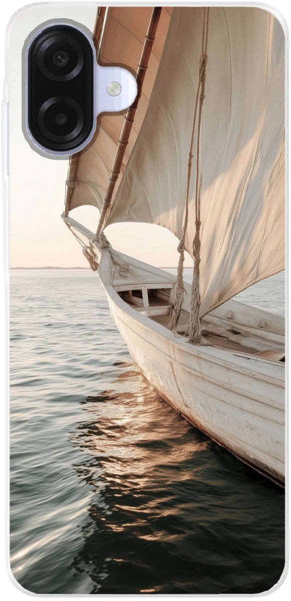 Telefoonhoesje Geschikt voor Samsung Galaxy A07 hoesje - Zeilboot - Zee - Beige - Zon - Siliconen Telefoonhoesje Telefoonhoesje