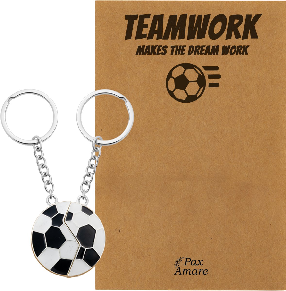 Vriendschap Sleutelhanger voor 2 'Teamwork makes the dream work' - Magnetische Voetbal - BFF Sleutelhanger op Cadeau Kaartje - Zilverkleurig - Vriendschap Symbool - Pax Amare