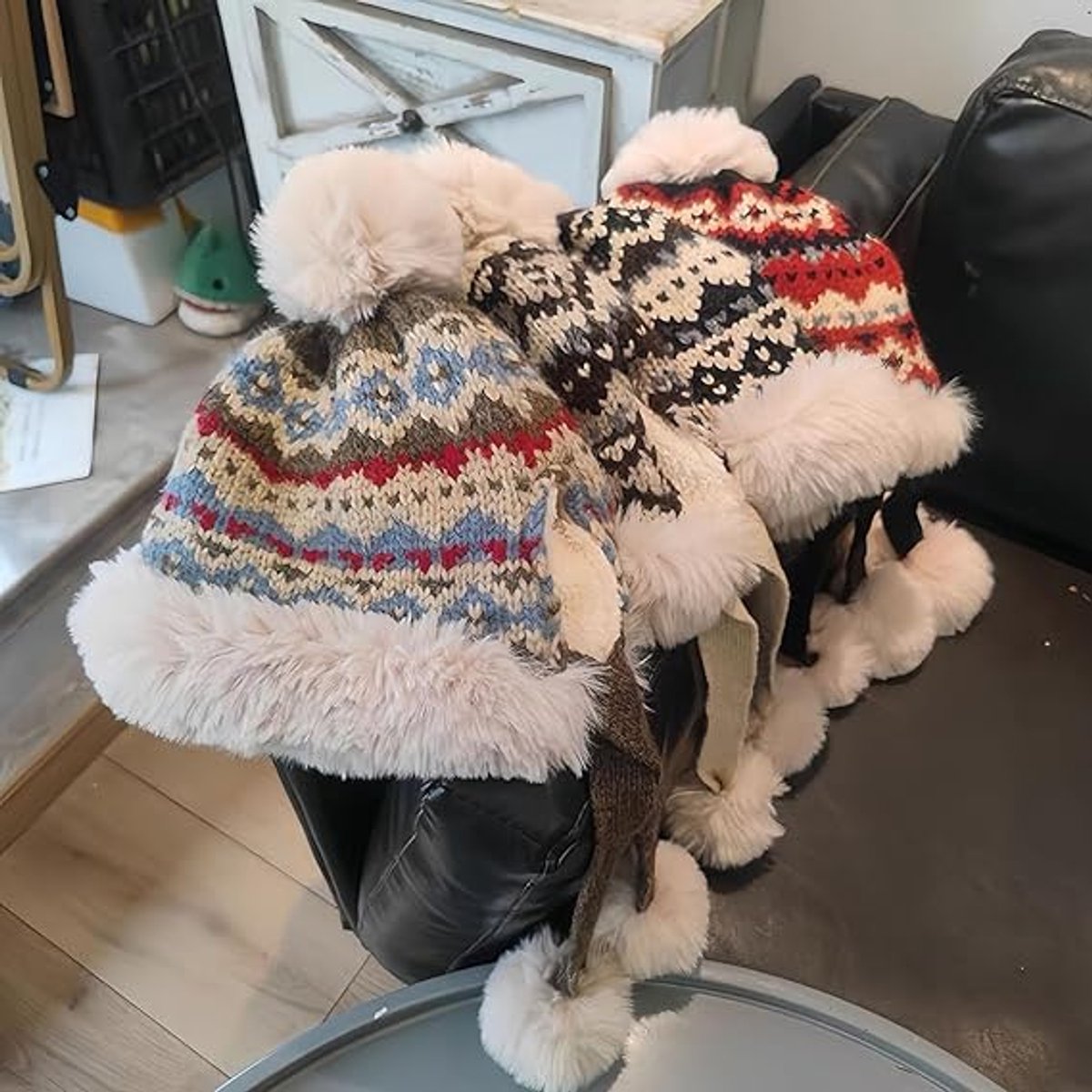 Muts - Dikke wollen gebreide damesmuts - Dames wintermuts - Wintermuts met pompons - Warme wollen voering - Aviatormuts met oorkleppen - Kerstcadeau - Verjaardagscadeau (khaki) — cadeau in Mode & Accessoires - foto 2