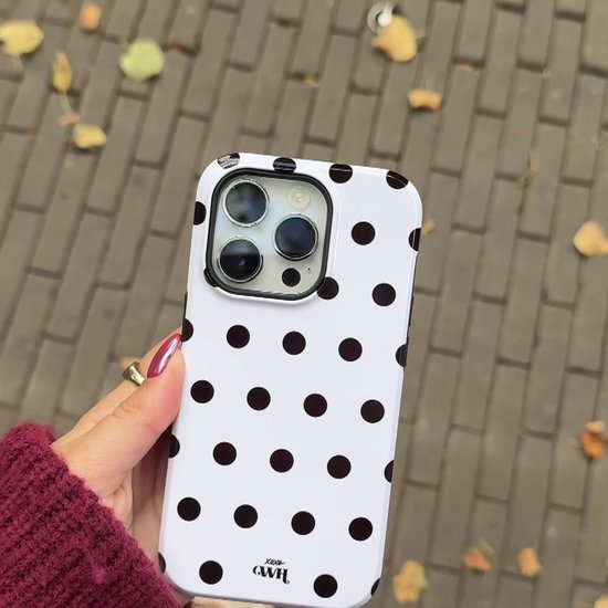 xoxo Wildhearts Polka Dots (Zwart) - Double Layer - Hoesje geschikt voor iPhone 14 hoesje - Hard case met stippen patroon - Beschermhoes - Shockproof case - Stippatroon - Zwart / Wit
