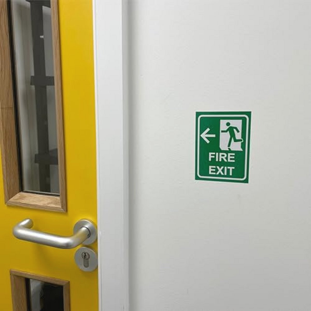Branduitgangsborden Set van 18 - Zelfklevende Vinyl Stickers voor Veiligheid