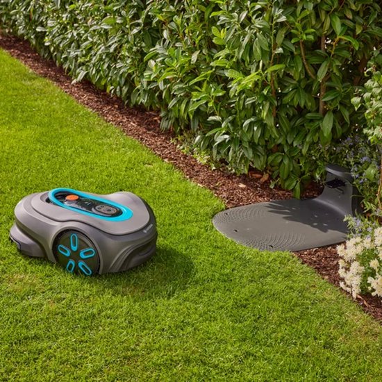 GARDENA robotmaaier 600 m², slim, stil 57 dB, kantmaaien 1 cm, helling 25%, app-bediening, IPX5 bescherming