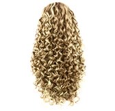 Een lange, losse, golvende paardenstaart van lichtblond haar, terug van voren gezien.