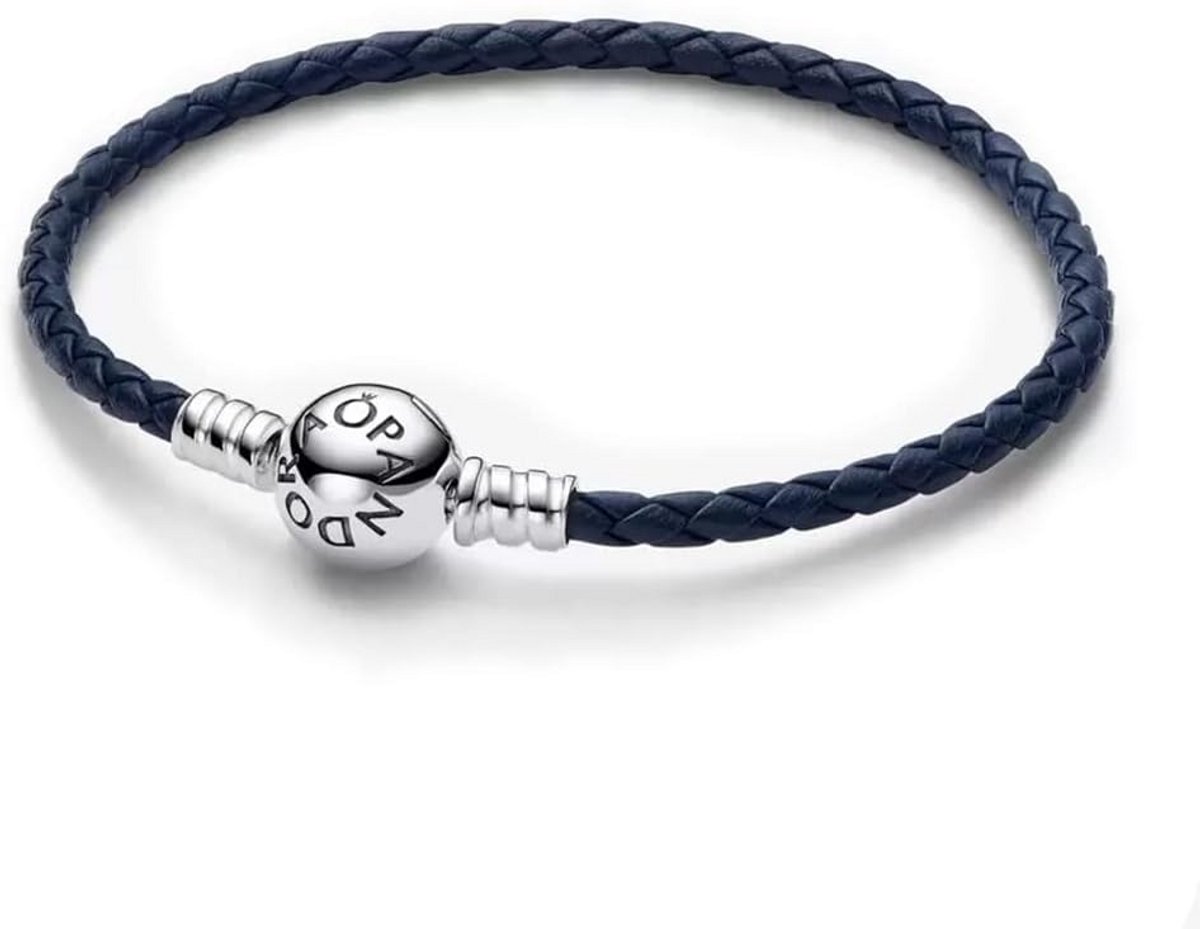 Gevlochten Lederen Armband Blauw met Ronde Zilveren Sluiting