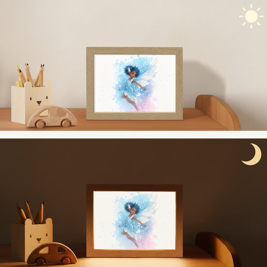 Nachtlampje 20x15 cm - Kinder lampje - Elf - Blauw - Magie - Roze - Tafellamp kinderkamer - Slaapkamer lamp - Bedlamp kinderen - Kinderlampje stopcontact - Wandlamp babykamer - Nachtlampjes van Savemy. — afbeelding 4