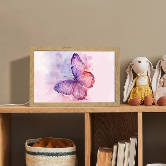 Nachtlampje 30x20 cm - Kinder lampje - Vlinder - Paars - Pastel kleuren - Verf - Tafellamp kinderkamer - Slaapkamer lamp - Bedlamp kinderen - Kinderlampje stopcontact - Wandlamp babykamer - Nachtlampjes van Vasilias — afbeelding 3