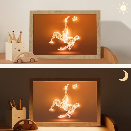 Nachtlampje 30x20 cm - Kinder lamp - Voetballer - Oranje - Voetbal - Omhaal - Tafellamp kinderkamer - Slaapkamer lamp - Bedlamp kinderen - Kinderlampje stopcontact - Wandlamp babykamer - Nachtlampjes van Merkloos — afbeelding 4